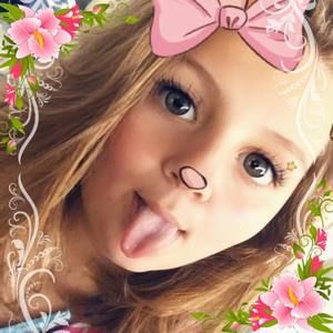 Meet your Posher, Katelyn